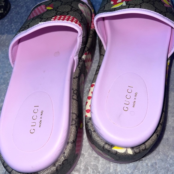 Gucci slides - Picture 2 of 3